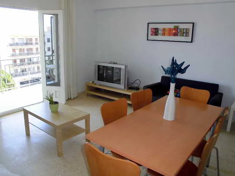 Apartamentos Elisa Rentalmar location